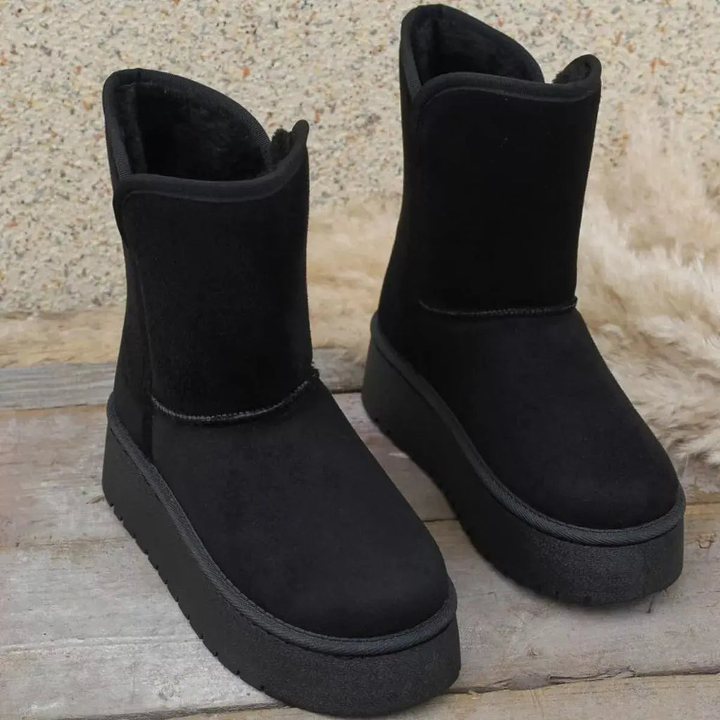 Round Toe Platform Boots