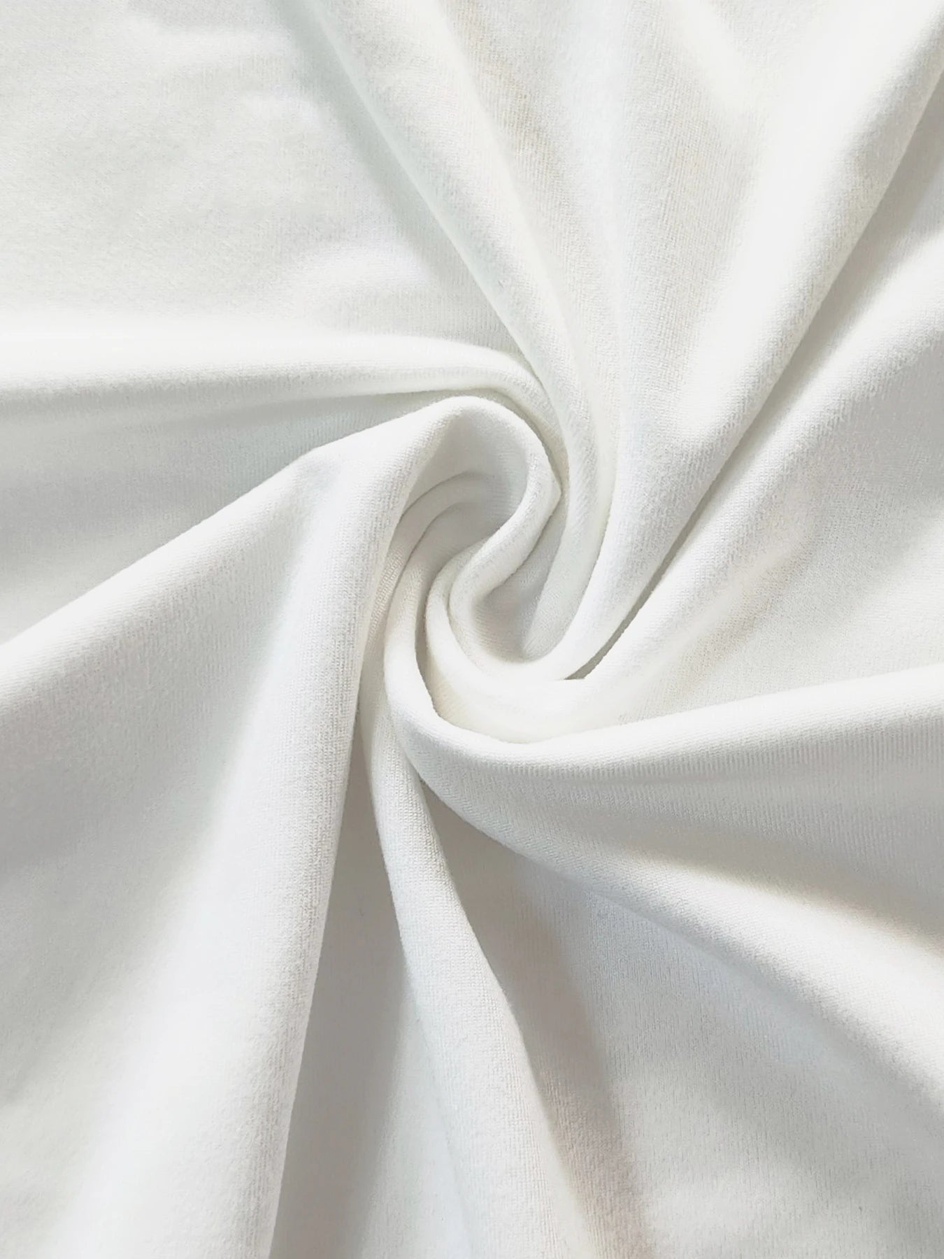 Plus size women's round neck short sleeve T-shirt