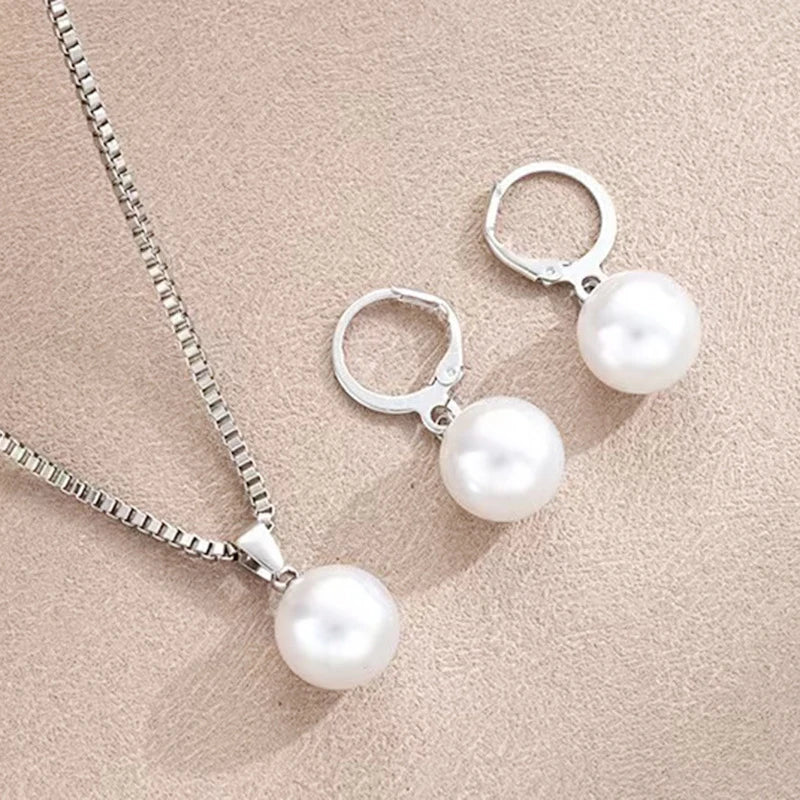 2 Pieces Of Round Pearl Jewelry Set, Earrings, Pendants, Necklaces.