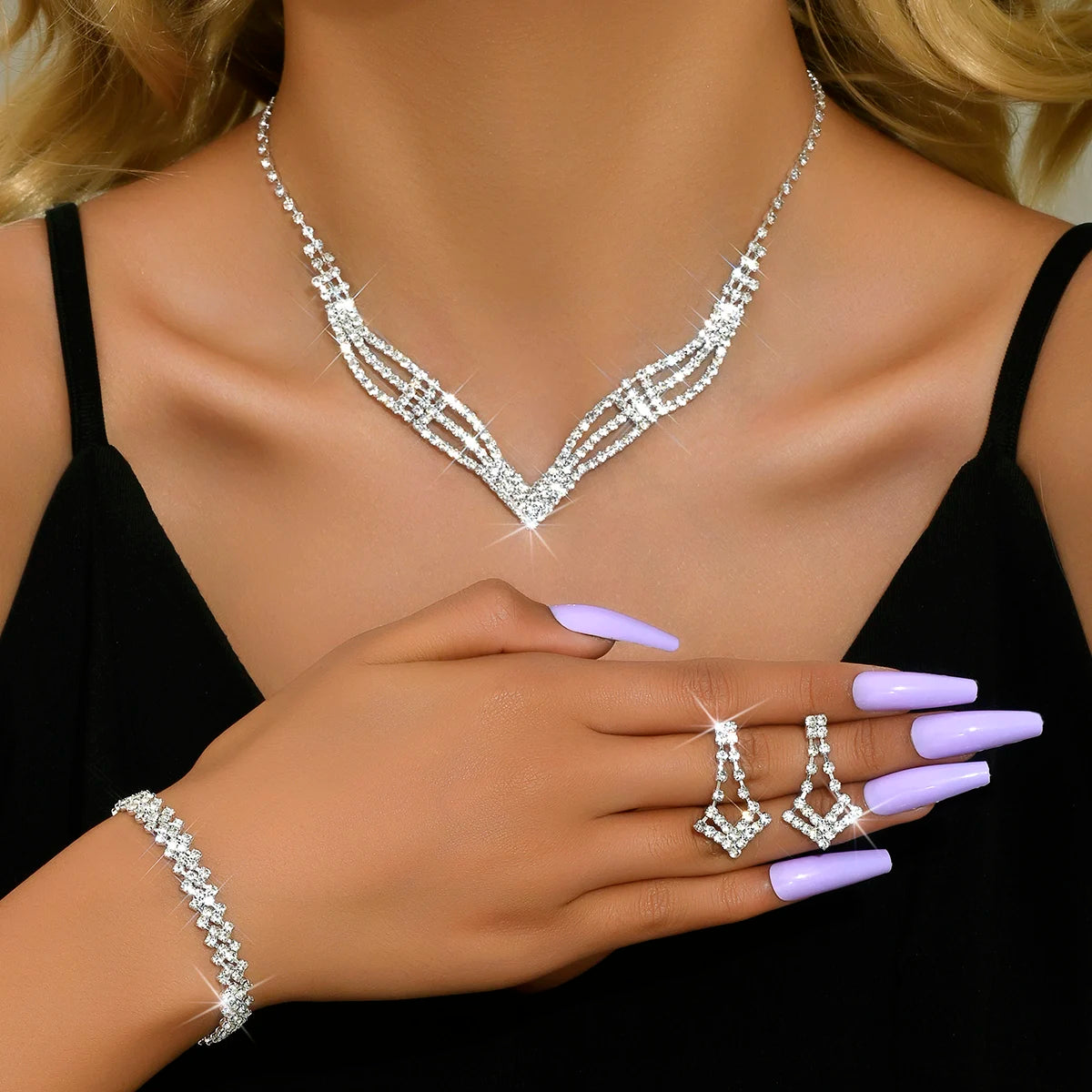 Fashionable design, elegant style with rhinestones, super sparkling temperament, light luxury style jewelry set for women