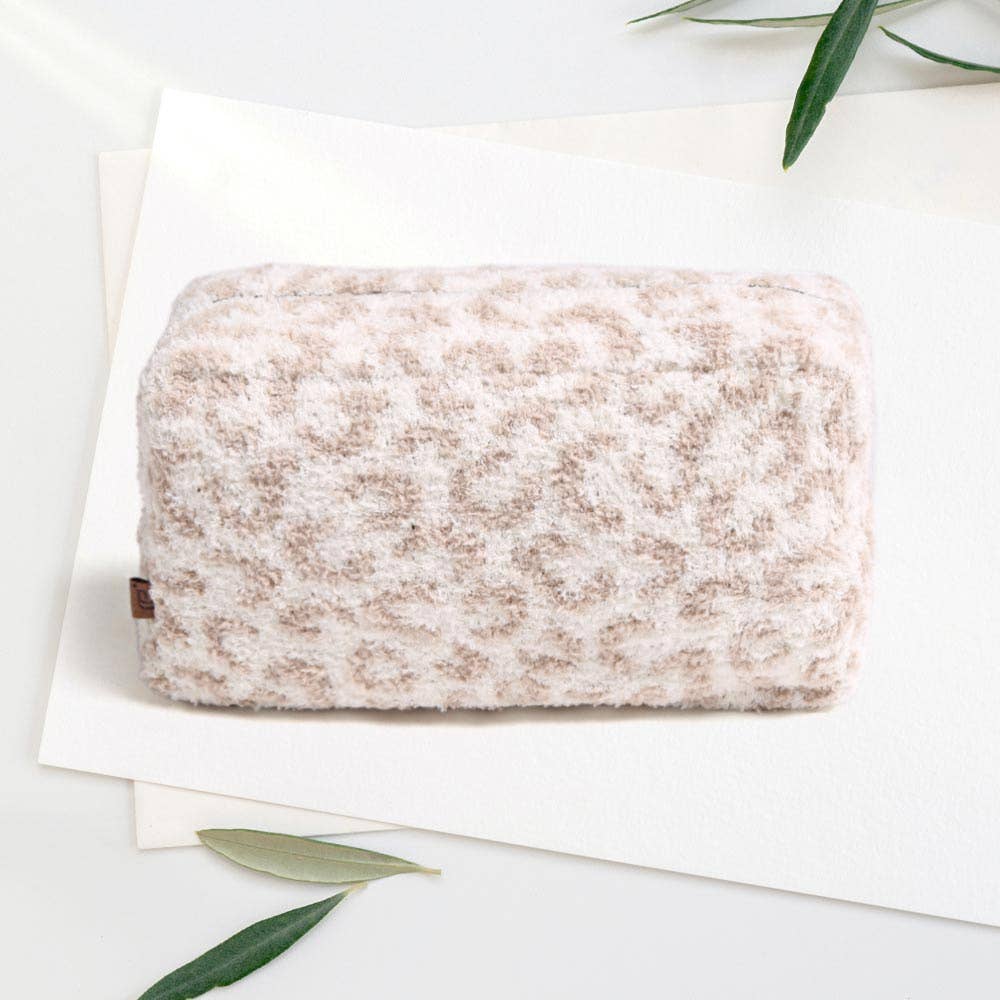 Super Soft Leopard Travel Pouch